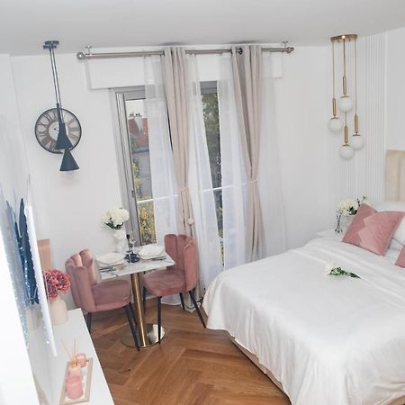 Paris' Premium Romantic Studio Екстер'єр фото