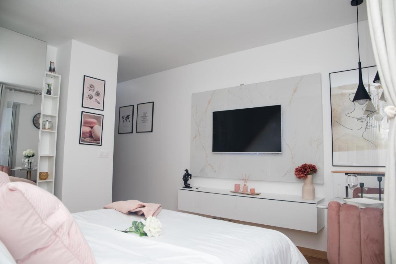 Paris' Premium Romantic Studio Екстер'єр фото